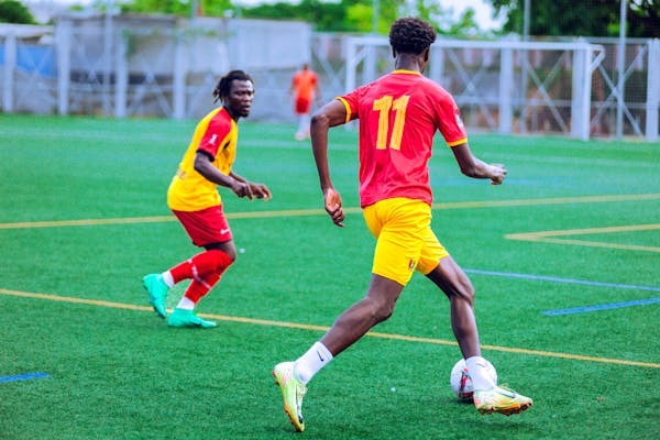 NBA 常规赛：Atlanta Hawks 131-113 战胜 Milwaukee Bucks